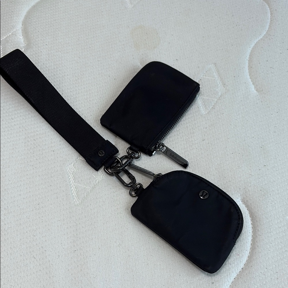lululemon athletica dual pouch wristlet